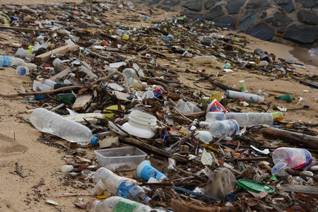 Os 28 e a Eurocámara acordan reciclar o 65% dos residuos urbanos en 2035 e reducilos ao 10% en vertedoiros 